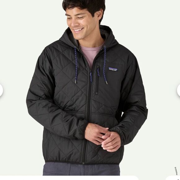 Patagonia Men’s Black Diamond Quilted Bomber Jacket Hooded Medium